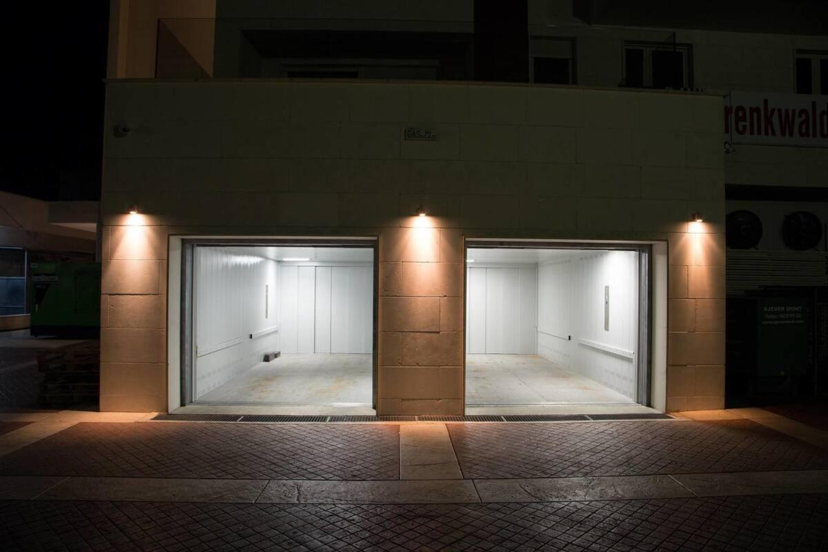 Red Lux Apartment Budva Exterior foto