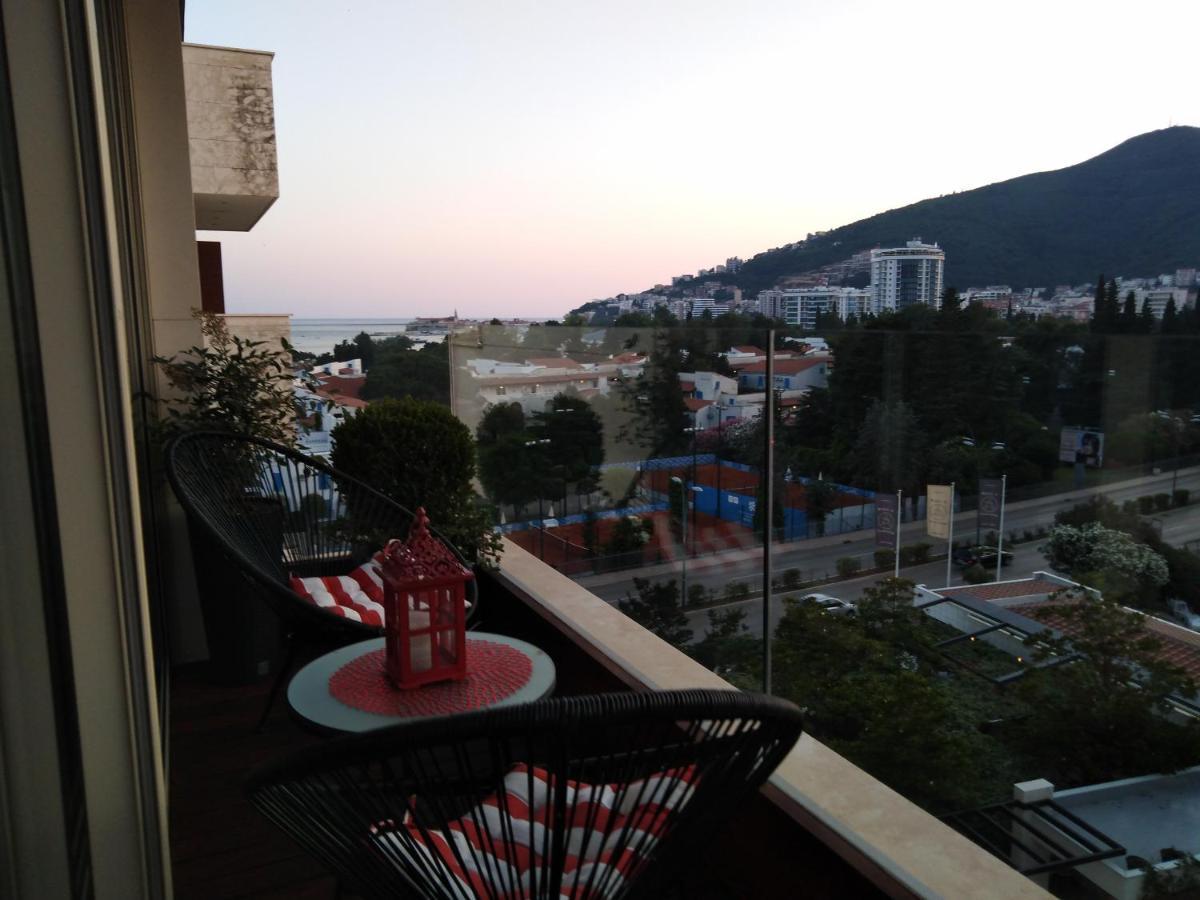 Red Lux Apartment Budva Exterior foto